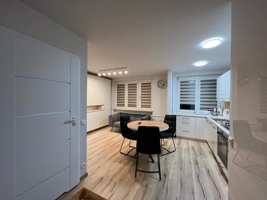 Mw3 Apartament Rzeszow Ngoại thất bức ảnh
